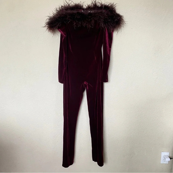 House of CB 'Salima' Dark Cherry Velvet Feather Jumpsuit NWT size M - Picture 3 of 14